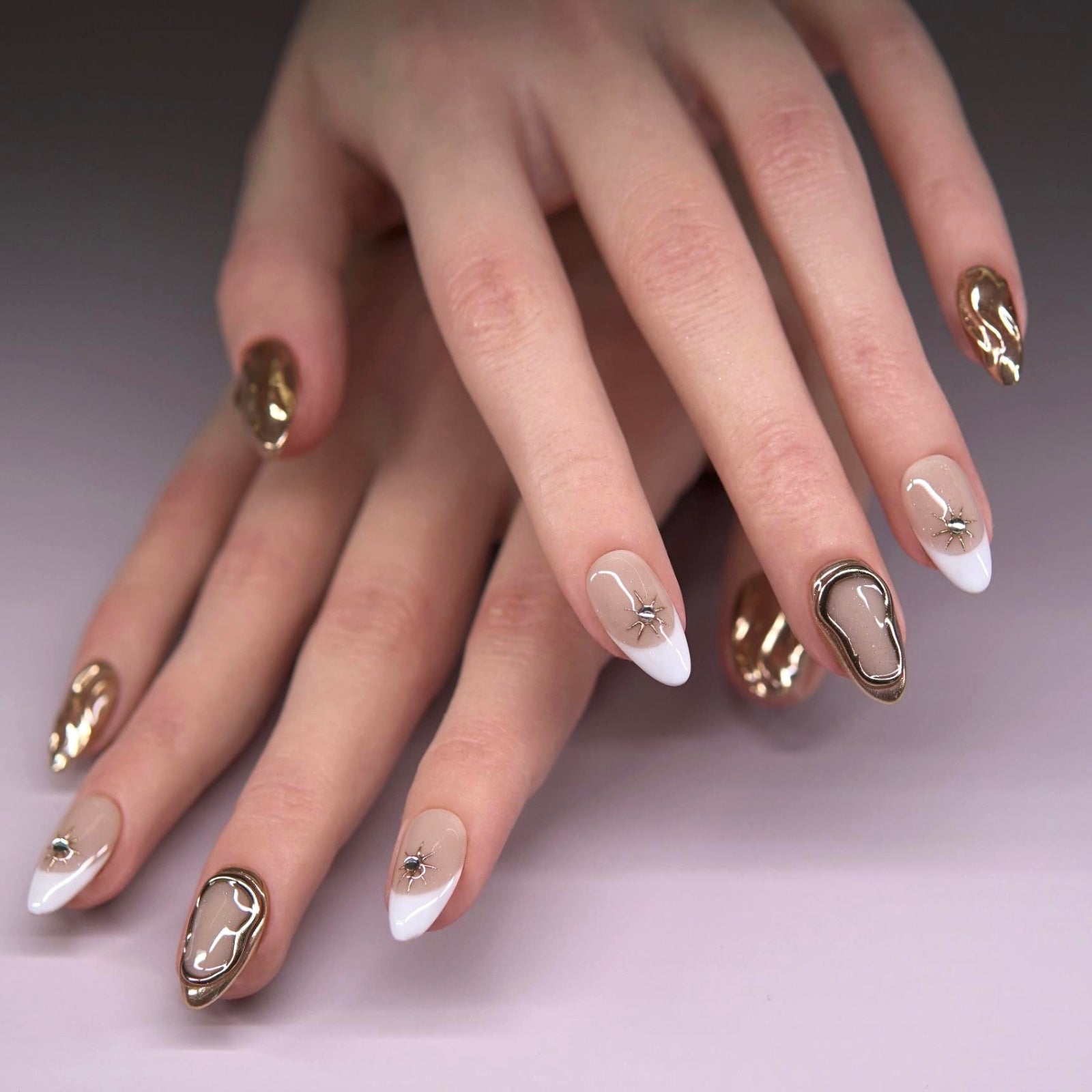 Studio Glint - Press & Pretty