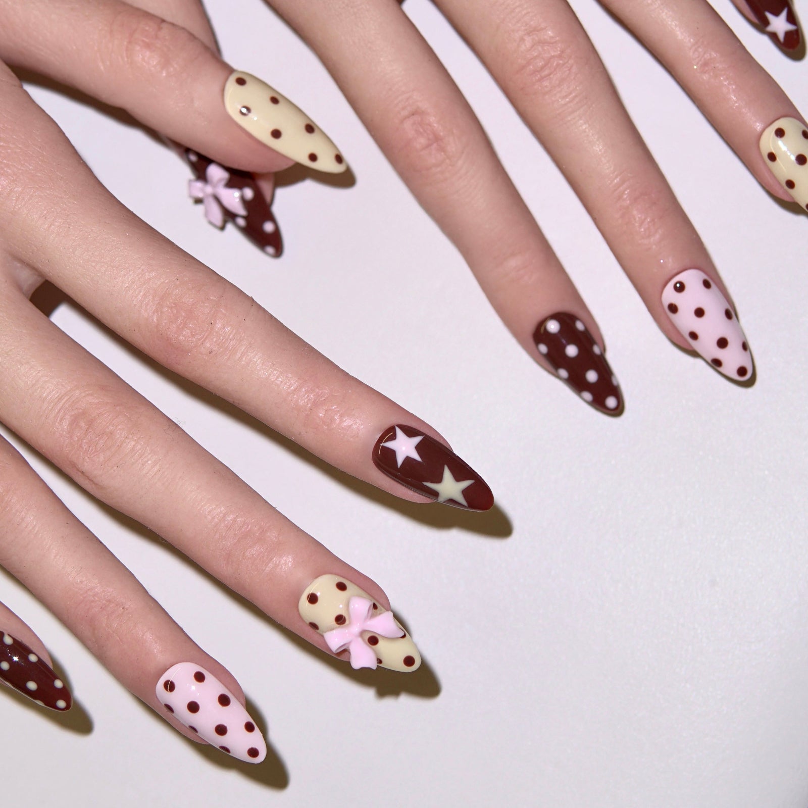 Choco Daisy - Press & Pretty