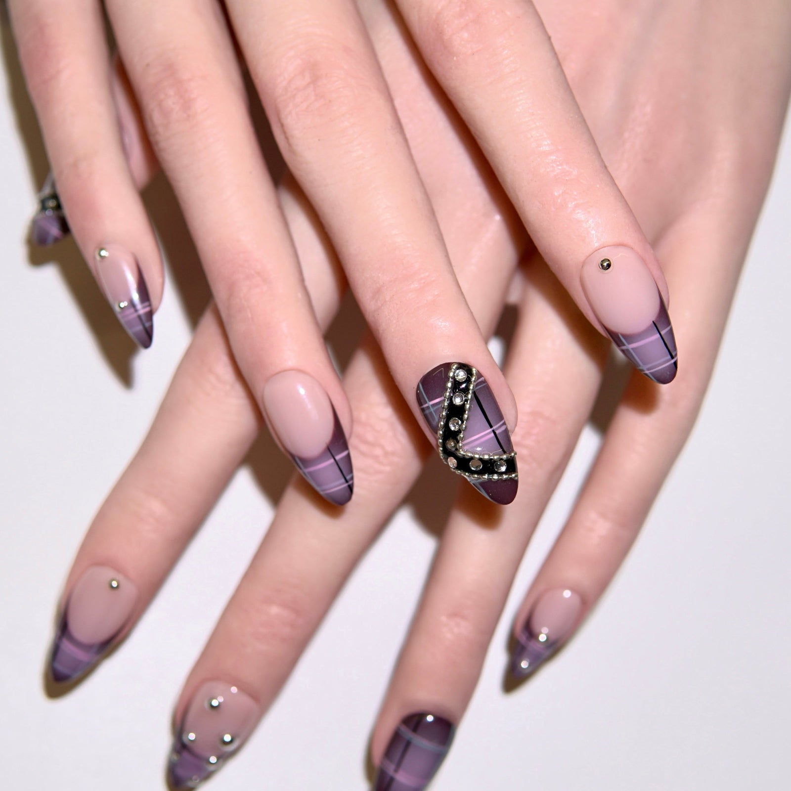 Mocha Rebel - Press & Pretty